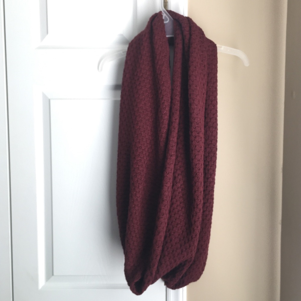 Old Navy Burgundy Infinity Scarf